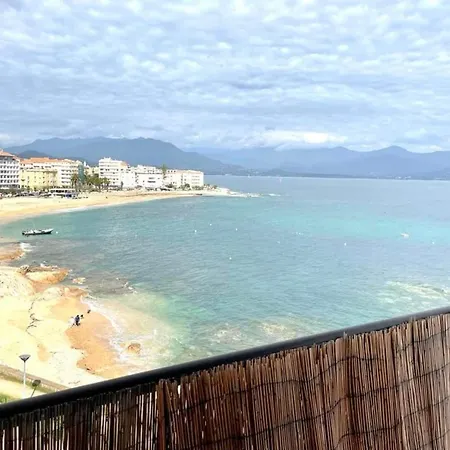 Apartment 60 M With Wifi-balcony And Nice View On The Sea *