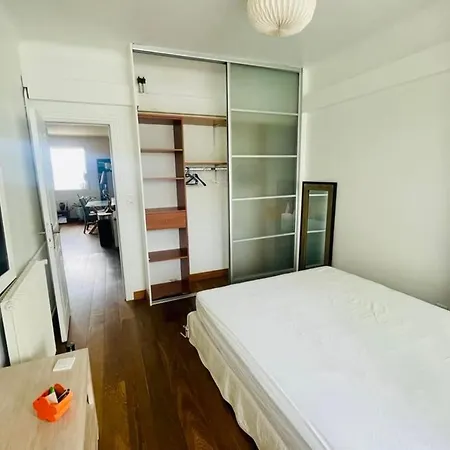Apartment 60 M With Wifi-balcony And Nice View On The Sea Ajaccio (Corsica)